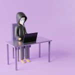 Muñeco de hacker de Anonymous en fondo lila en estilo minimalista