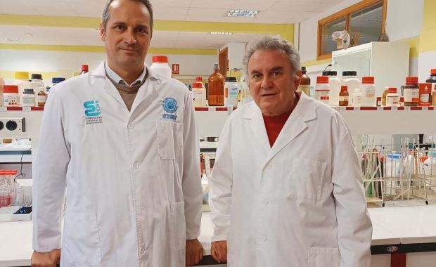 investigadores de la Universidad de Almería: José Luis Guil y Francisco Manzano