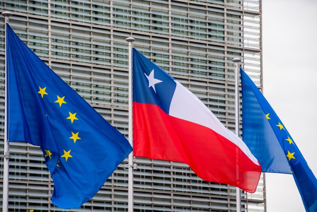 Bandera Chile UE