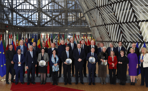 Miembros Eurogrupo posando para una foto